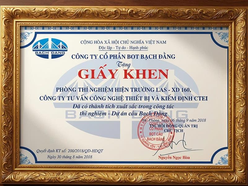 Bằng khen dự án